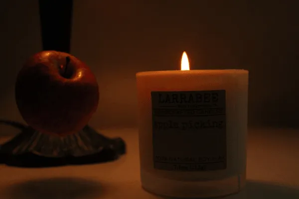 Apple Picking handcrafted candle