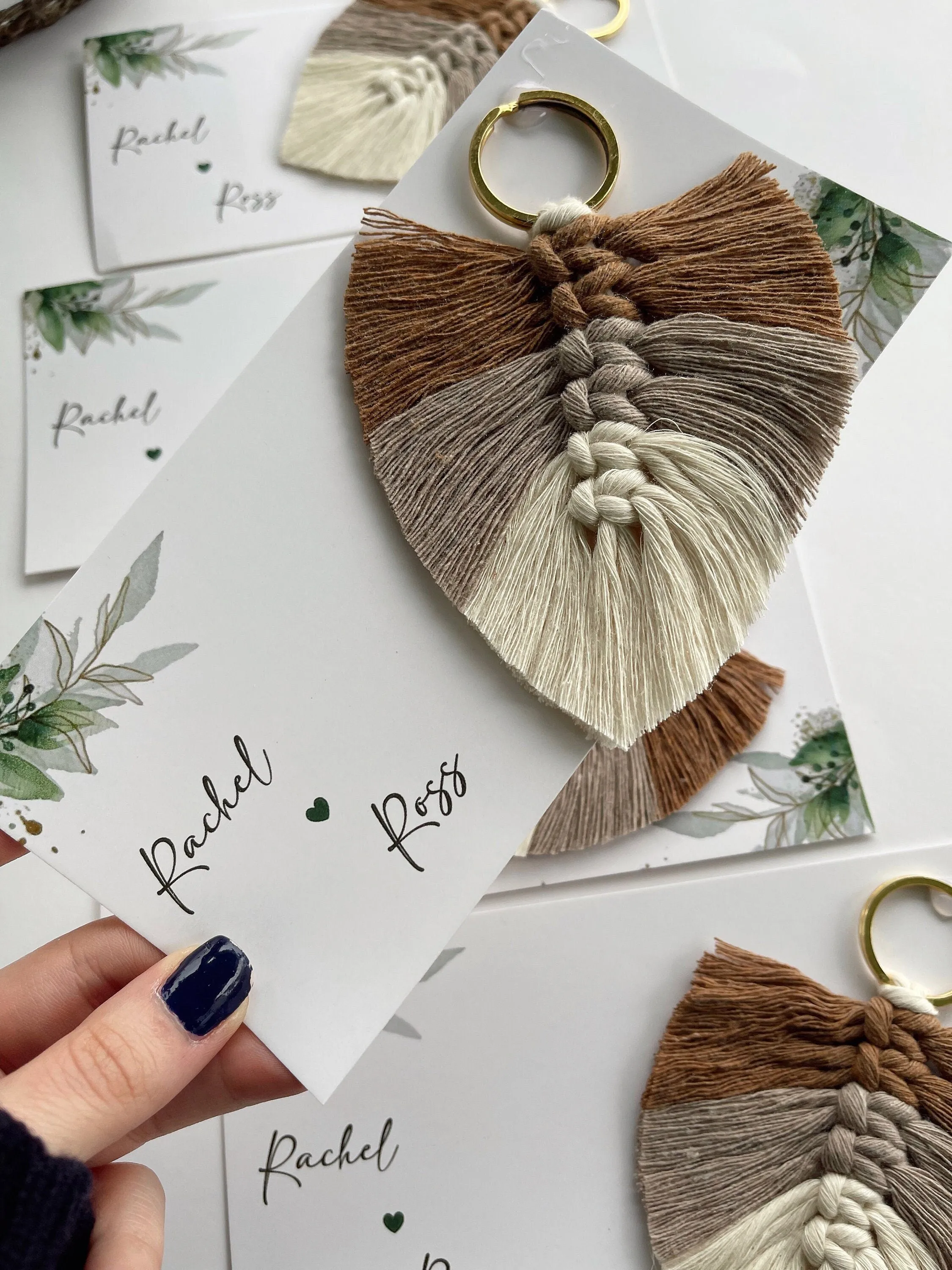 Custom Leaf Macrame Keychain, Personalized Boho Wedding Favors, Macrame Bridesmaid Gifts, Small Macrame Keychain Favors,  Favors for Guests