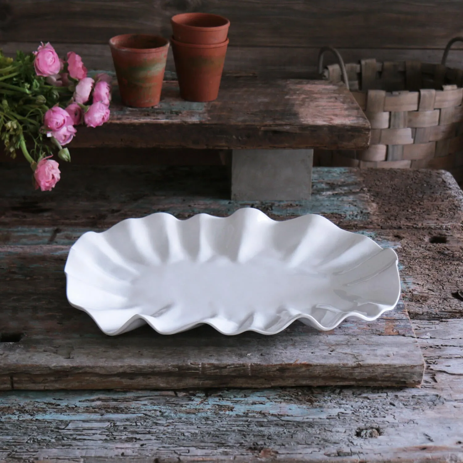 VIDA Bloom Large Oval Platter in White